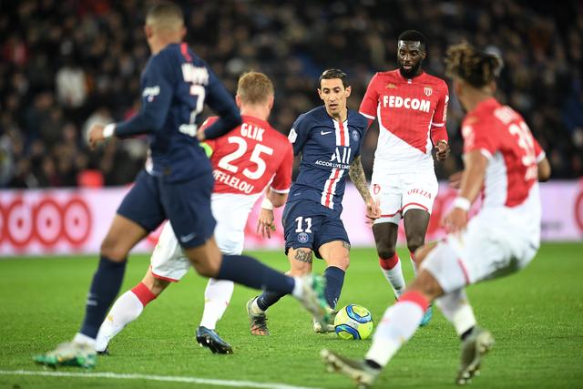 记者：凯恩已决定不在明夏激活解约条款，双方计划续约（记者：凯恩决定明夏不启用解约条款，双方拟续约）