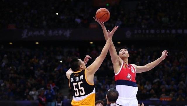 瑞天空：水晶宫已经向拜仁报价博埃，球员表态愿意去英超（瑞天空：水晶宫已向拜仁递交博埃报价，球员愿转投英超）