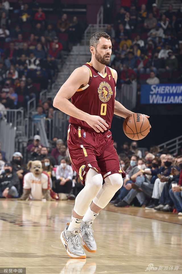 浓眉的豪华 浓眉的豪华